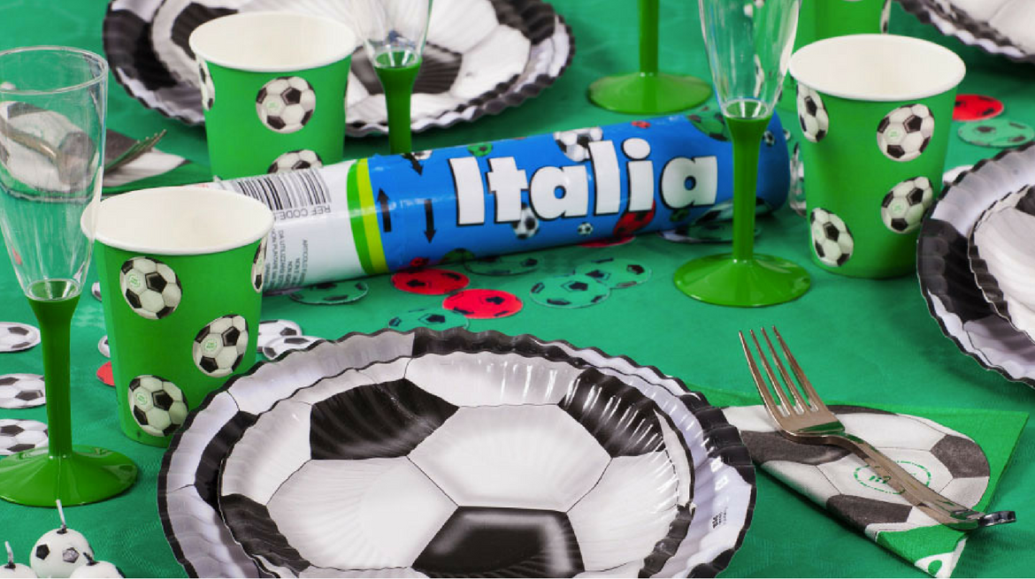 Decorazioni a tema sport per la tavola di una festa
